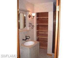 4093 SKYWAY DR photo 6 of 8