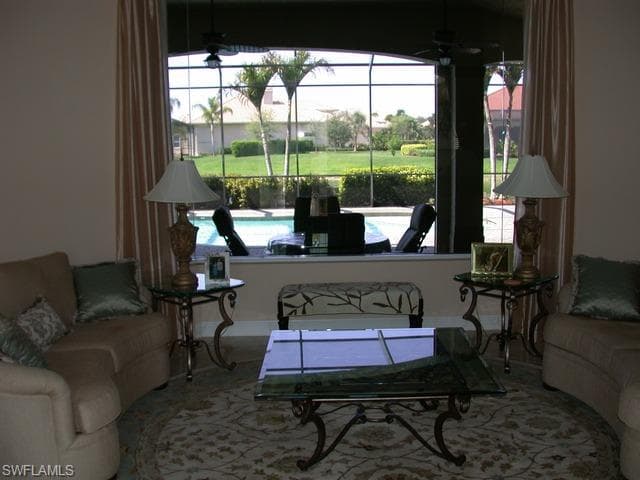 5847 BROMELIA CT photo 2 of 8