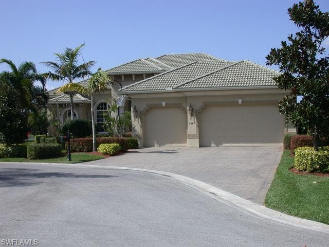 5847 BROMELIA CT photo 1 of 8