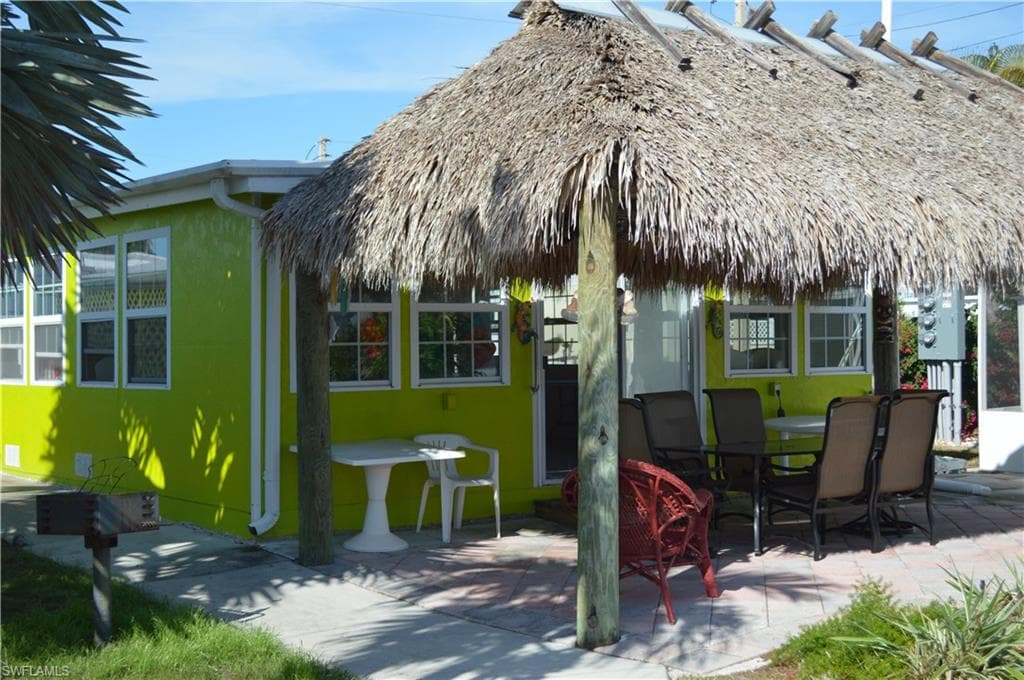 414 Papaya ST 17 photo 6 of 7