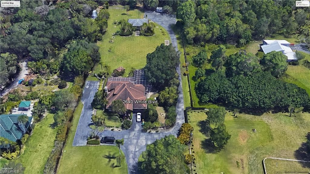 Main House with Guest house to the rear, RV parking on the left of the house small workshop to the rear