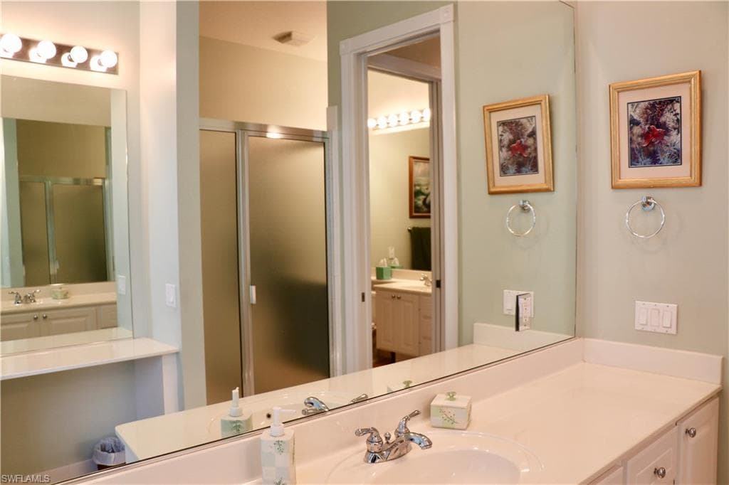 2226 Heydon CIR W photo 9 of 23