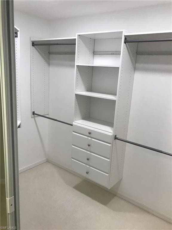 Master Walk In Closet