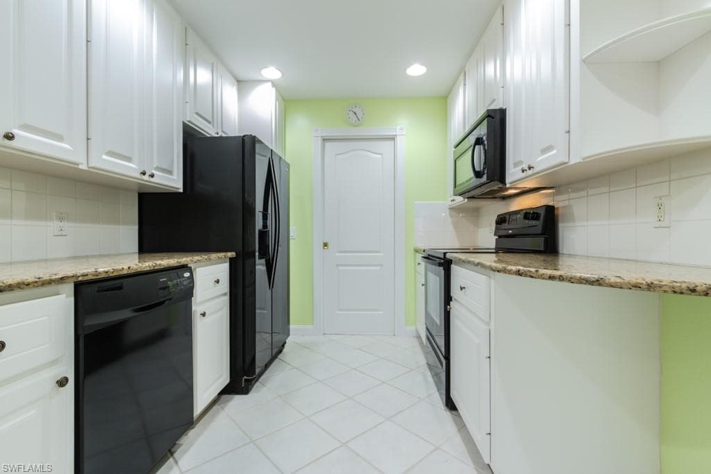 5803 Cove CIR E 13 photo 12 of 35