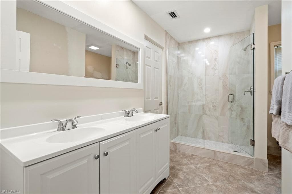 121 Muirfield CIR photo 22 of 35