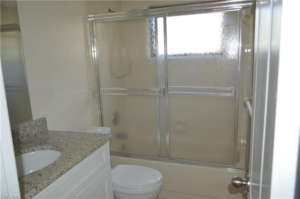 Second Bath with Tub/Shower Combo