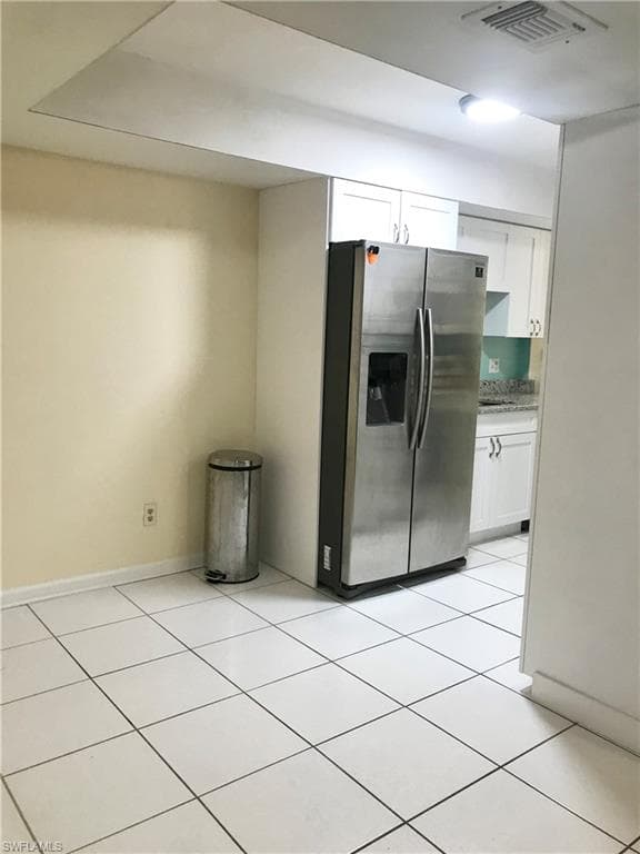 Eat-in kitchen