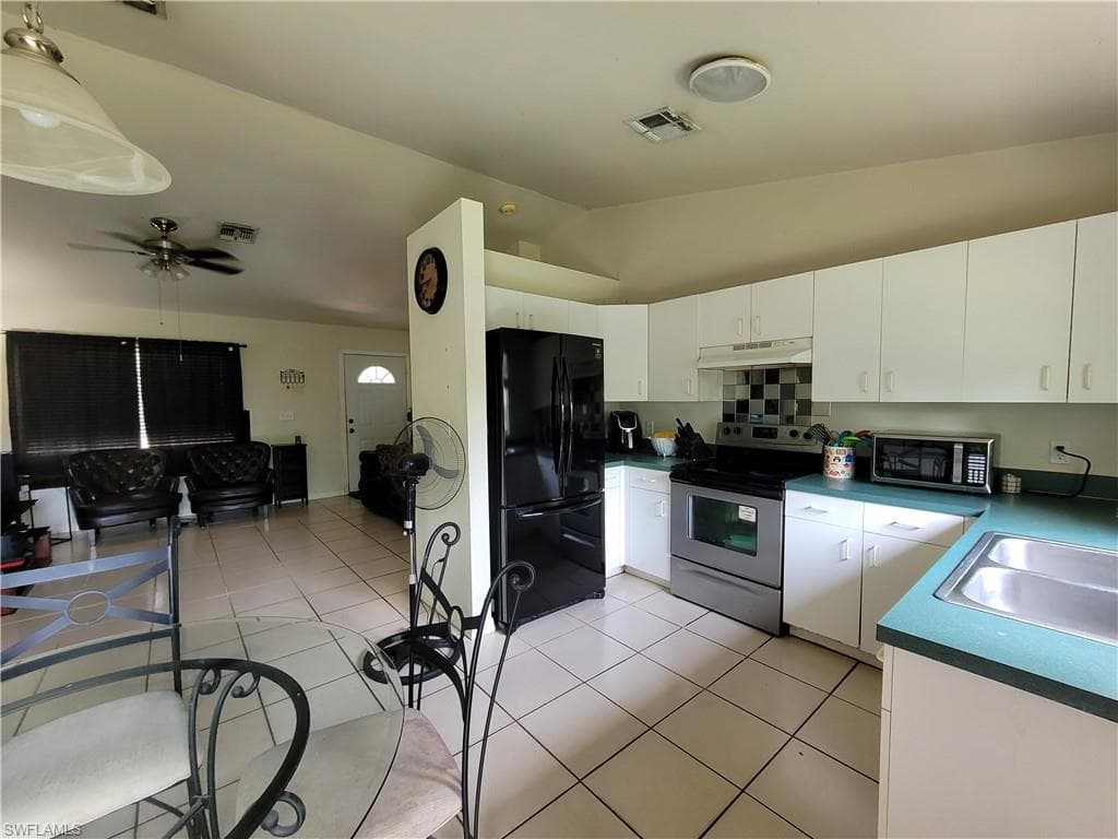 5357 Texas AVE photo 4 of 11