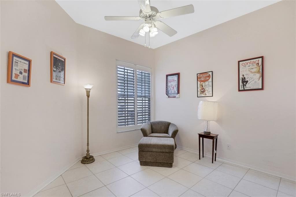 1876 Seville BLVD 1522 photo 27 of 35