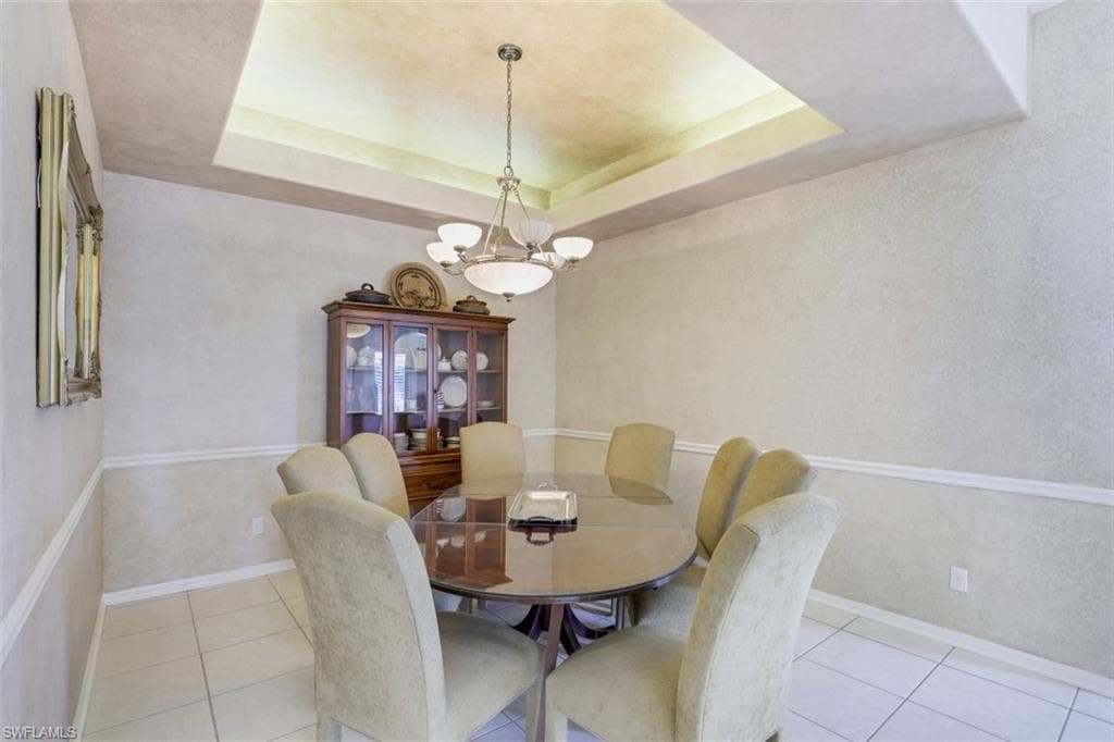 1876 Seville BLVD 1522 photo 12 of 35