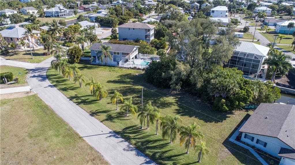 24490 Sailfish ST photo 4 of 11
