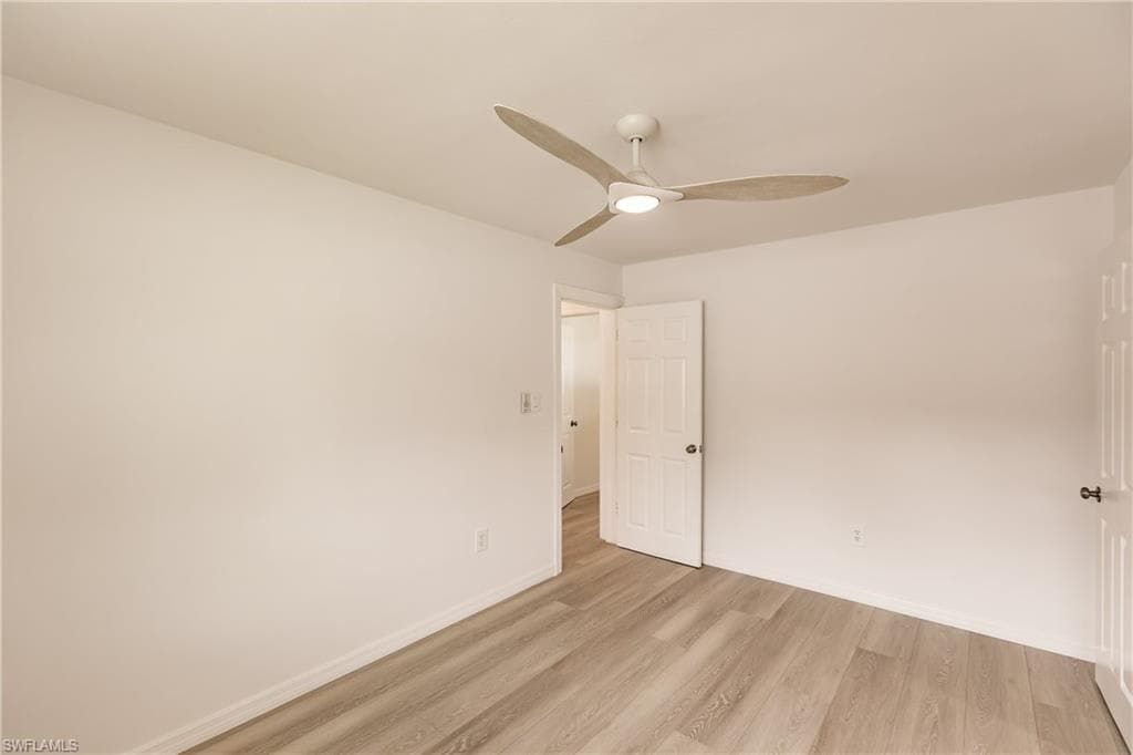 3061 Coco AVE photo 13 of 34