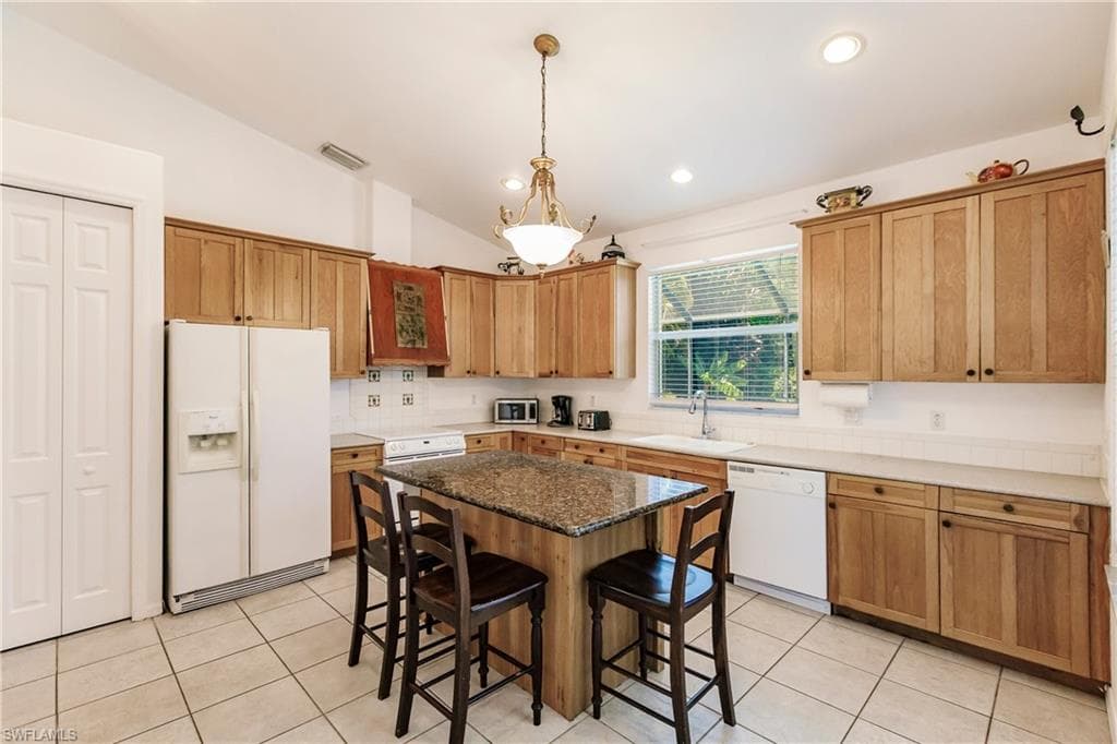 KITCHEN VIEW #1