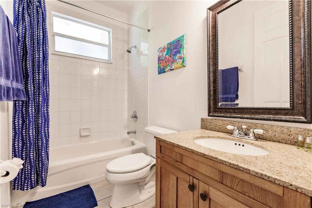 GUEST BATH #1