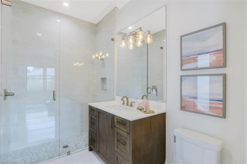 Guest bathroom 3
