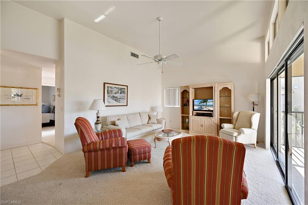 577 BEACHWALK CIR R-204 photo 31 of 33