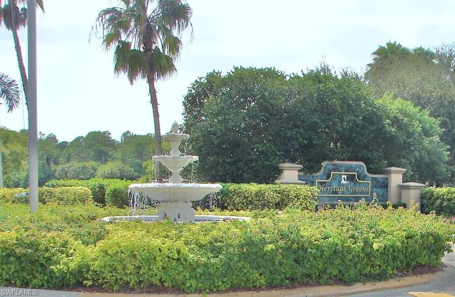 Entrance to Heritage Greens