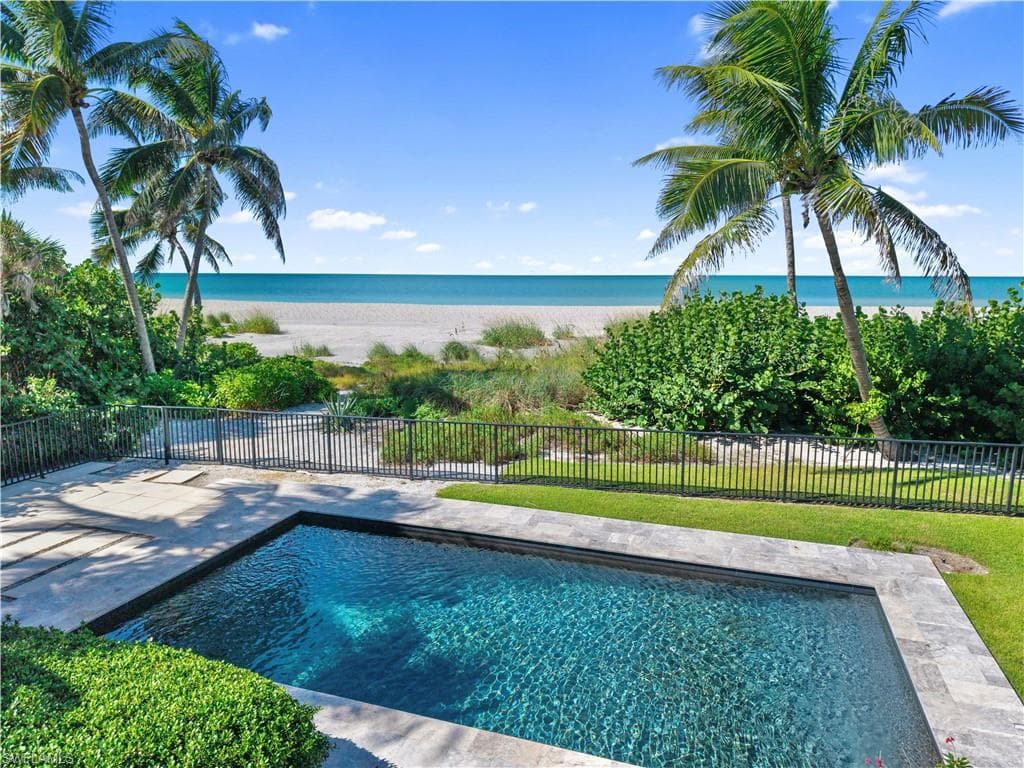 16512 Captiva DR photo 7 of 45