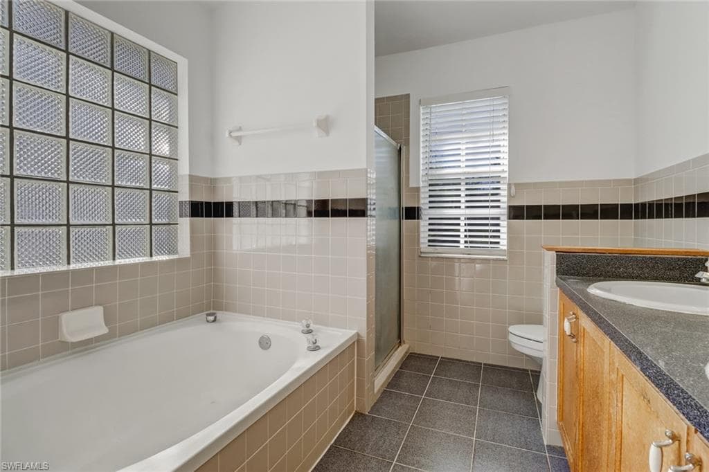 1414 Everglades BLVD S photo 16 of 34