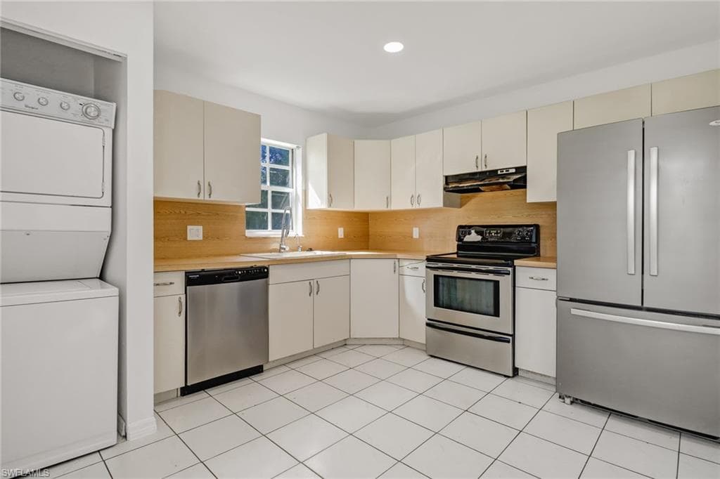 1414 Everglades BLVD S photo 22 of 34
