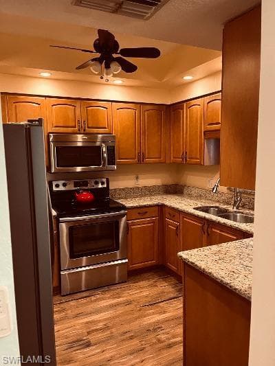 107 Tuscana CT 404 photo 5 of 18