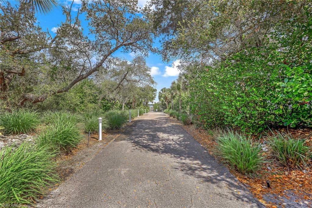 780 Whiskey Creek DR photo 19 of 28