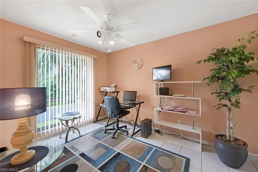 Den or breakfast nook