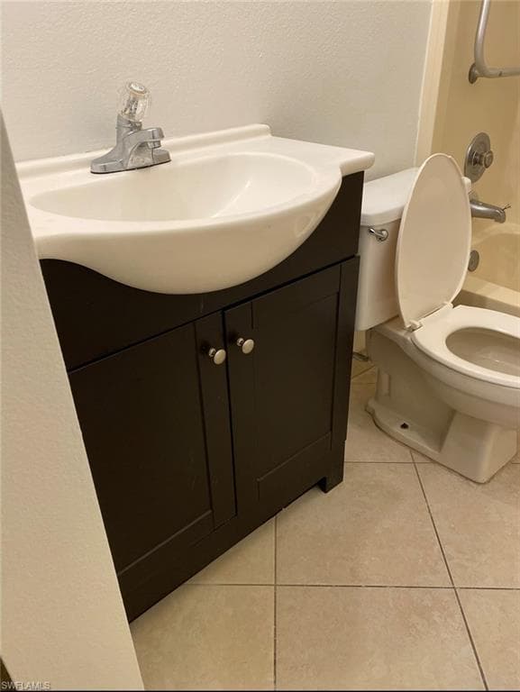 5329 Treetops DR T-206 photo 20 of 20