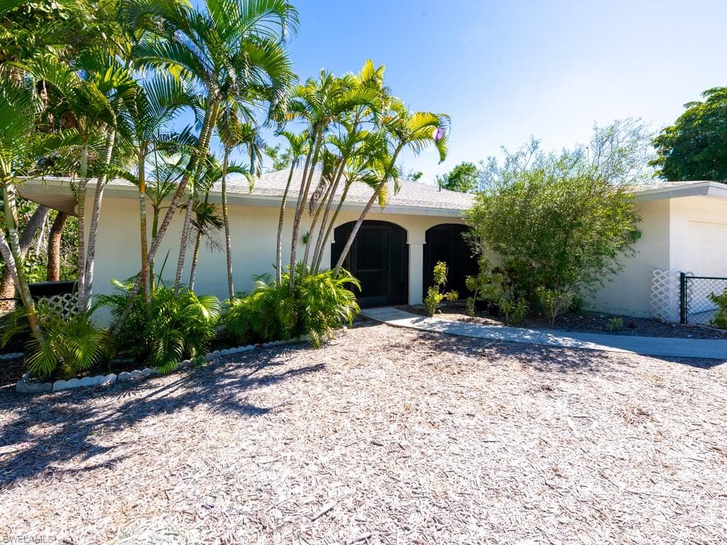 1113 Skiff PL photo 2 of 30