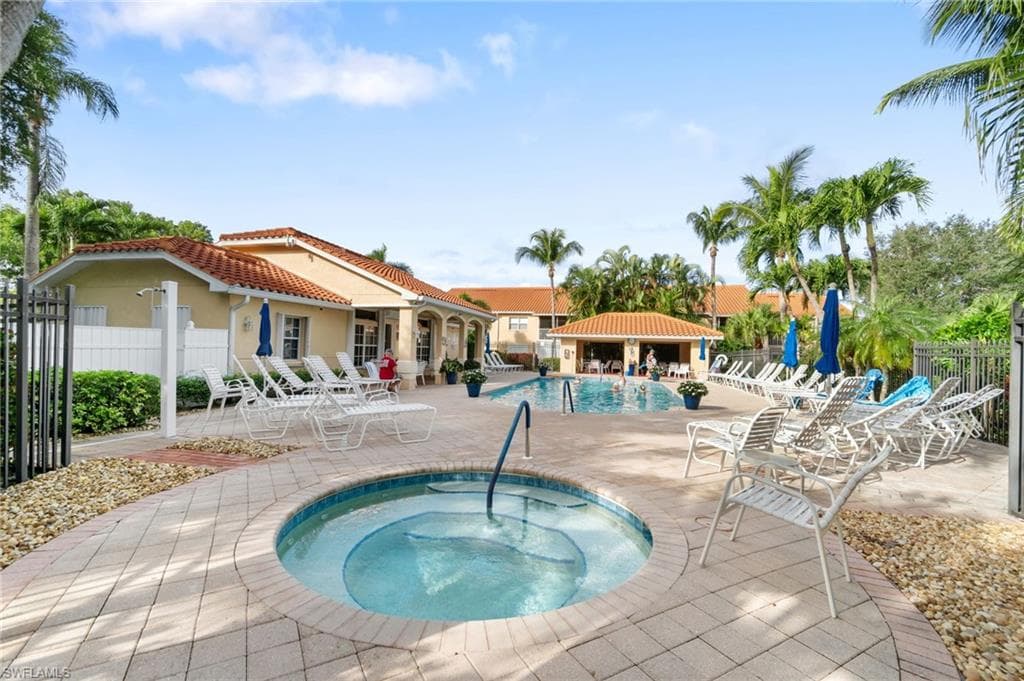 Condo Clubhouse Pool/Spa