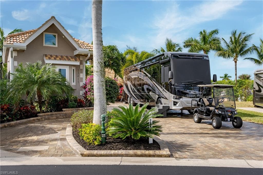 13411 Snook CIR photo 1 of 30