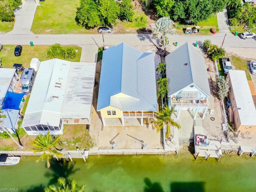 542 Coconut AVE photo 30 of 33