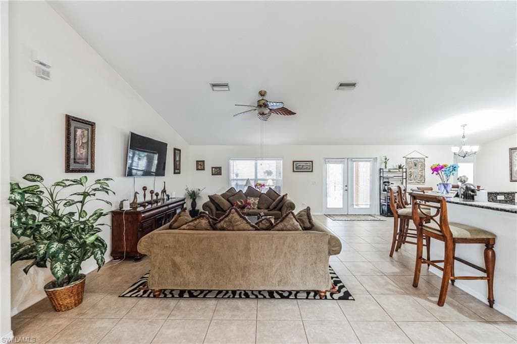 9161 Migue CIR photo 6 of 28