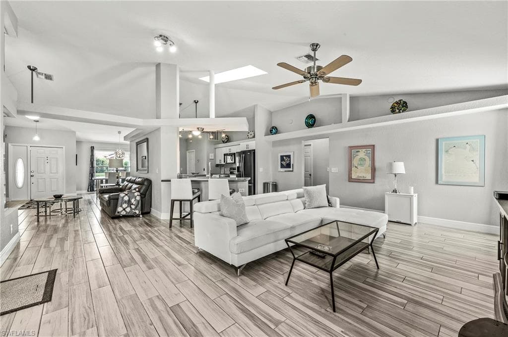 Living Rm