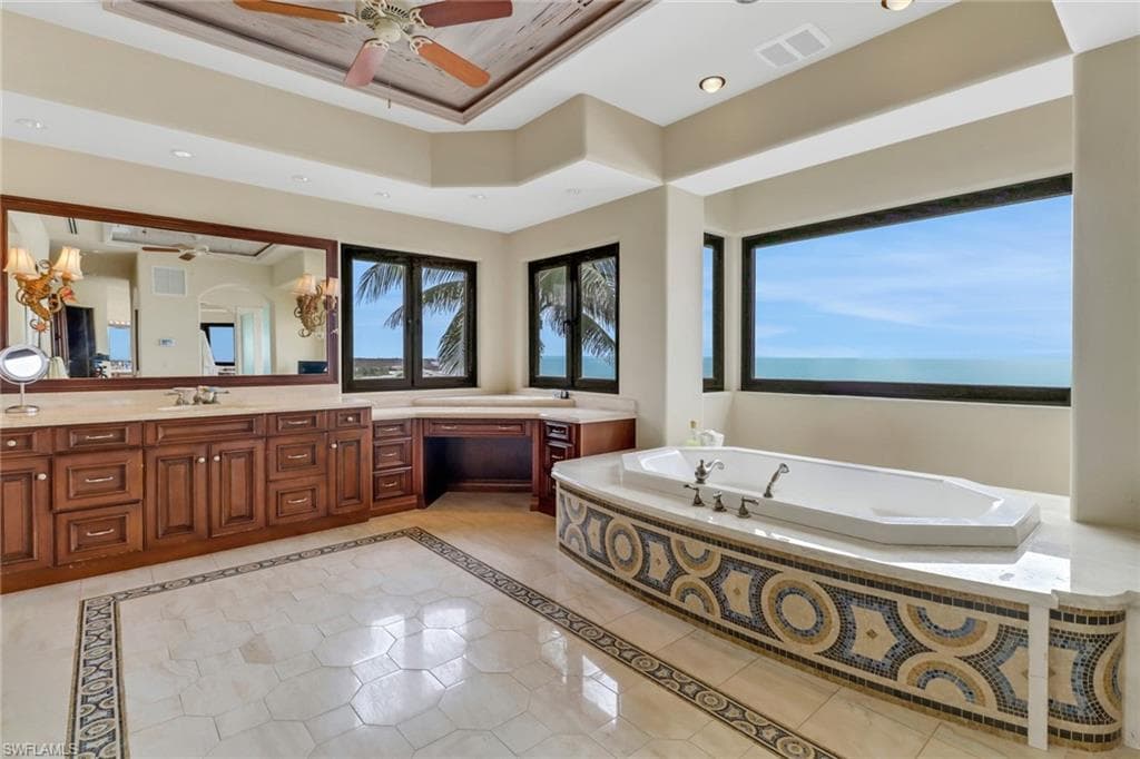 6111 Sanibel Captiva RD photo 22 of 36