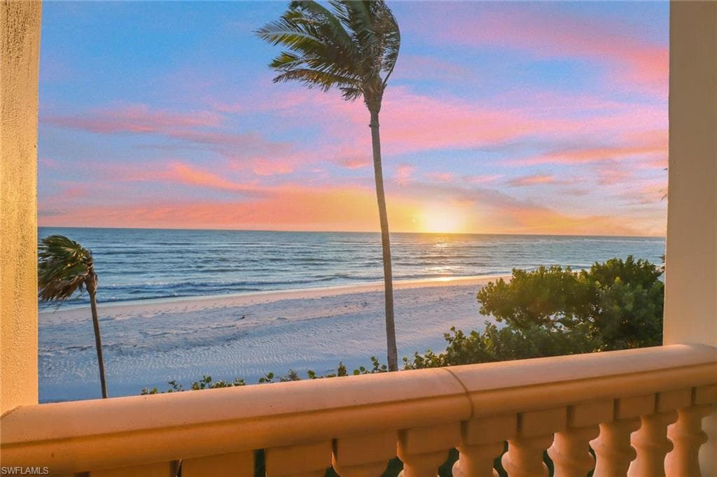 6111 Sanibel Captiva RD photo 10 of 36