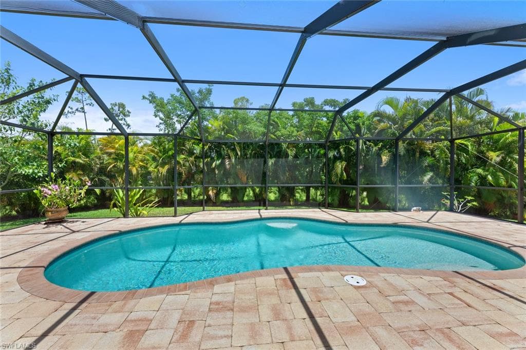 Salt water pool