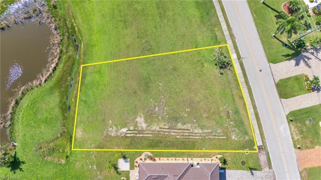 615 Monaco DR photo 9 of 24