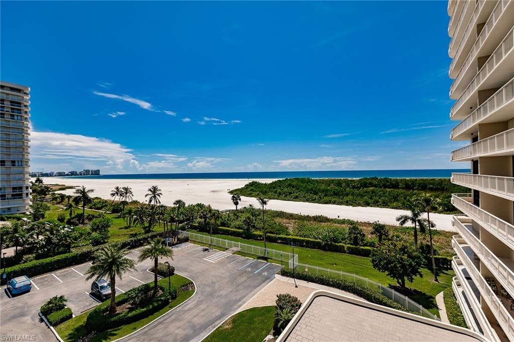 380 Seaview CT 604 photo 1 of 36