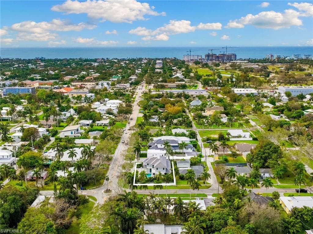 7th Ave North goes straight to the Beach and Gulf where you will find the new Naples Beach Hotel by Four Seasons! Homes on 7th Ave N are some of the finest homes in all of Naples.