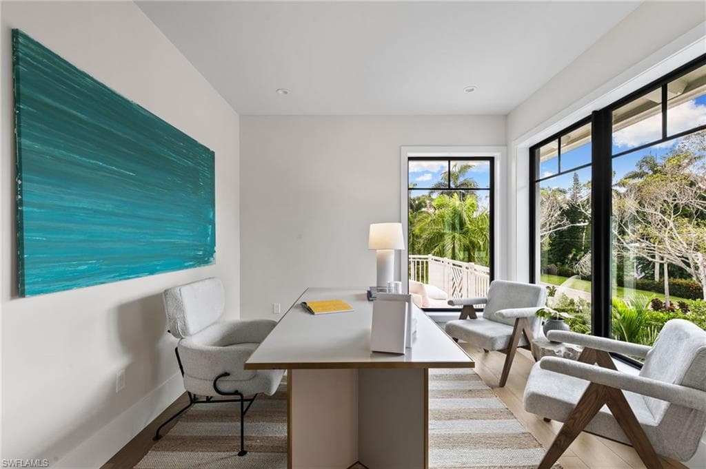 Study/Office/TV Nook overlooks the Treelined 7th Avenue