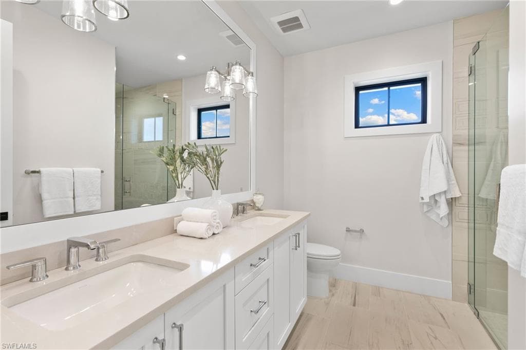 VIP en suite Bath with Double Sinks