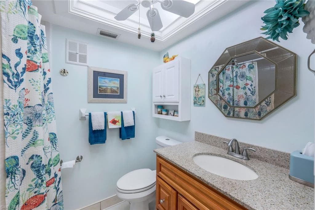 5564 Williamson WAY photo 22 of 45