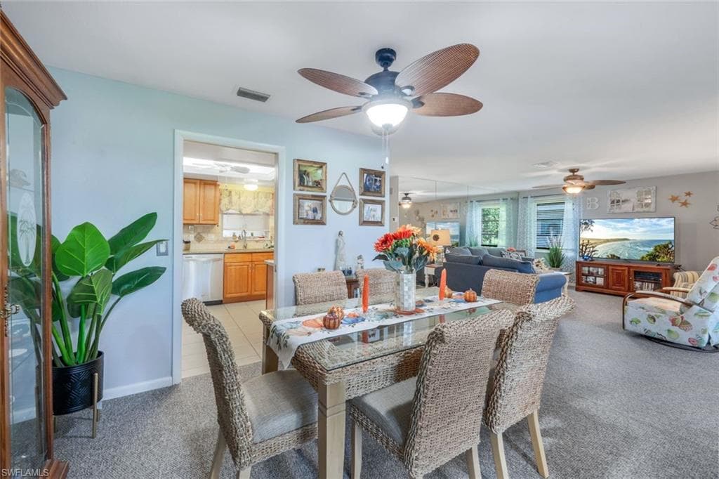 5564 Williamson WAY photo 15 of 45