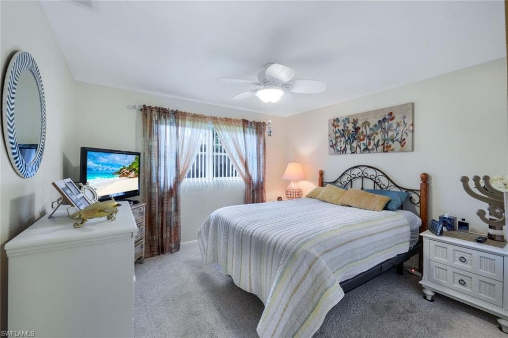 5564 Williamson WAY photo 21 of 45