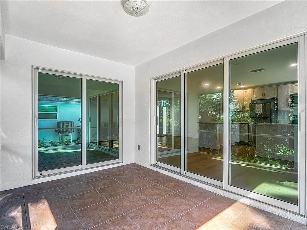 375 CARNABY CT 54 photo 43 of 50