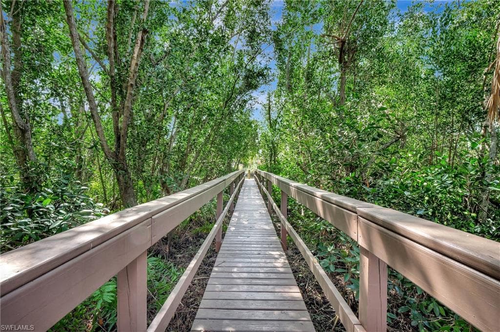 Private Captains walk to your boat dock.