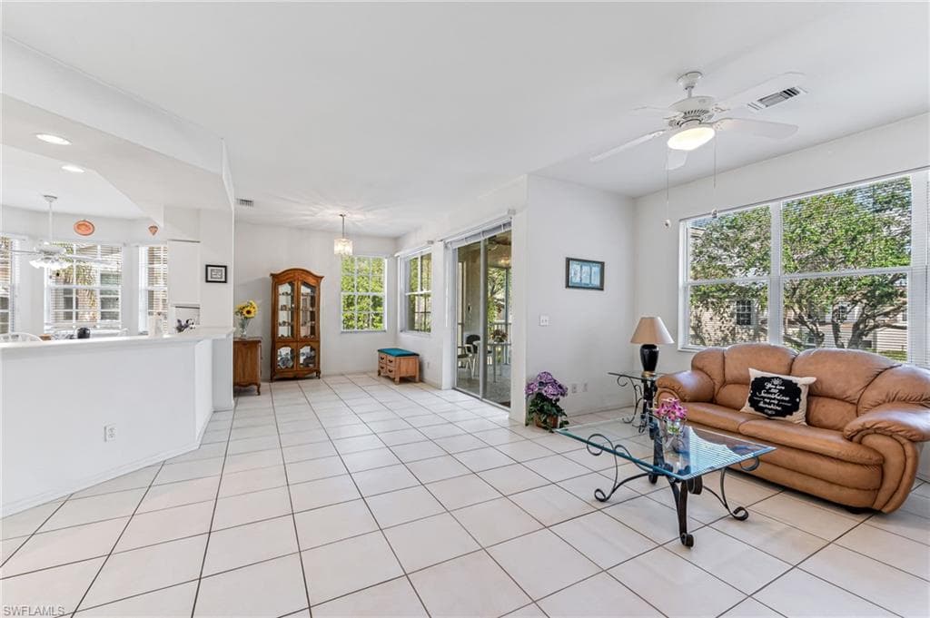25778 Lake Amelia WAY 201 photo 6 of 24