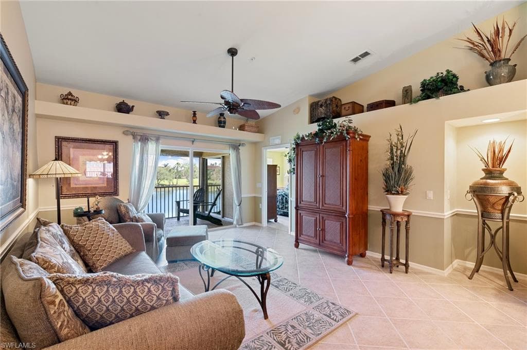 2860 Cypress Trace CIR 1825 photo 4 of 31