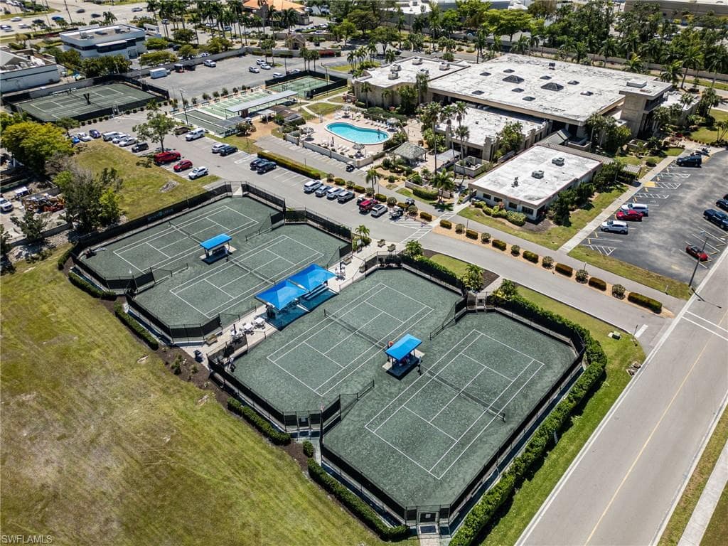 Tennis Courts